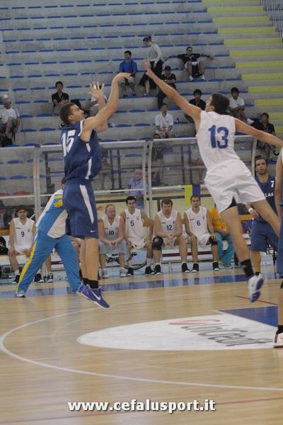 110924 basket 328_tn.jpg